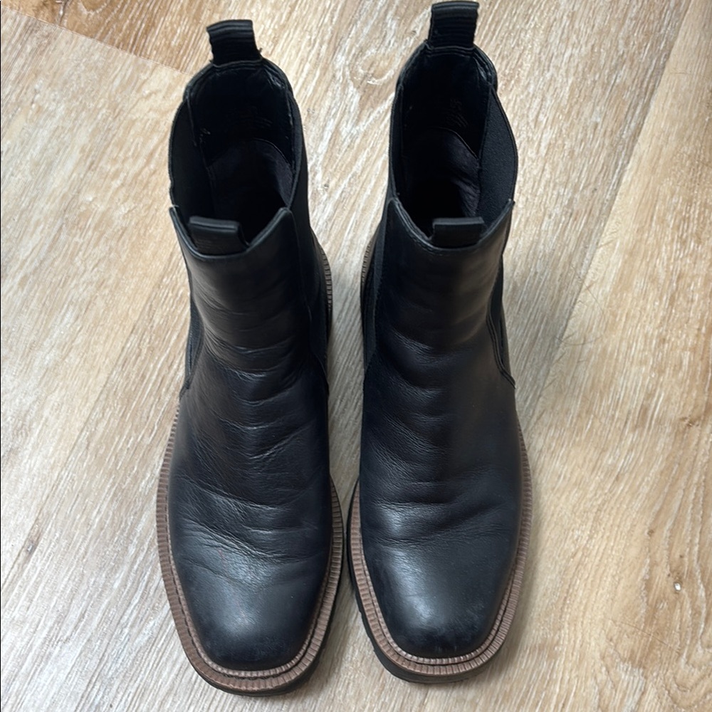 Sam Edelman Black Leather Chelsea Ankle Boots